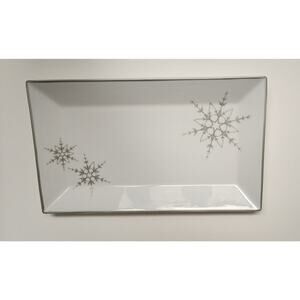 Ulta Beauty 13.5" Square Platinum White Silver Rimmed Snowflake Serving Plater
